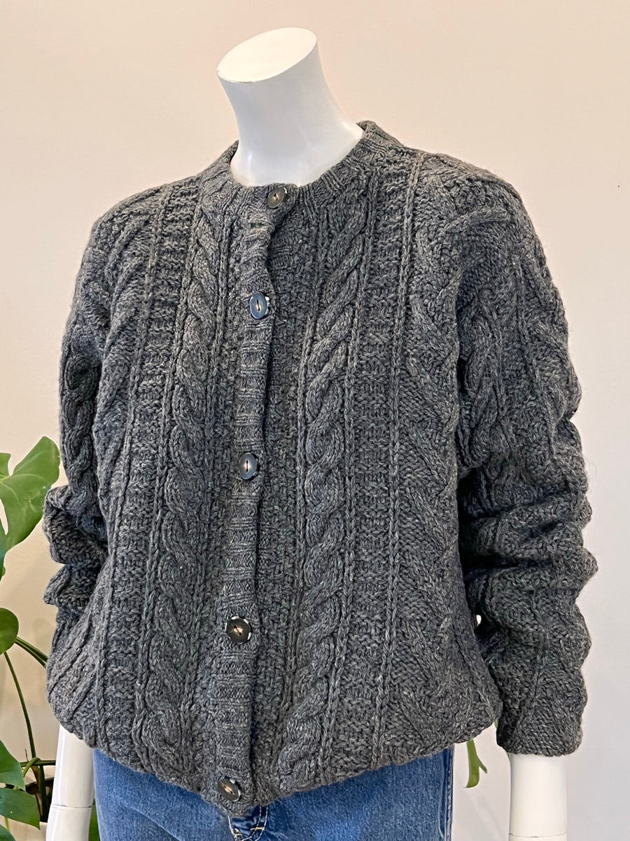 vintage J Crew chunky charcoal grey cable knit wool cardigan 90s