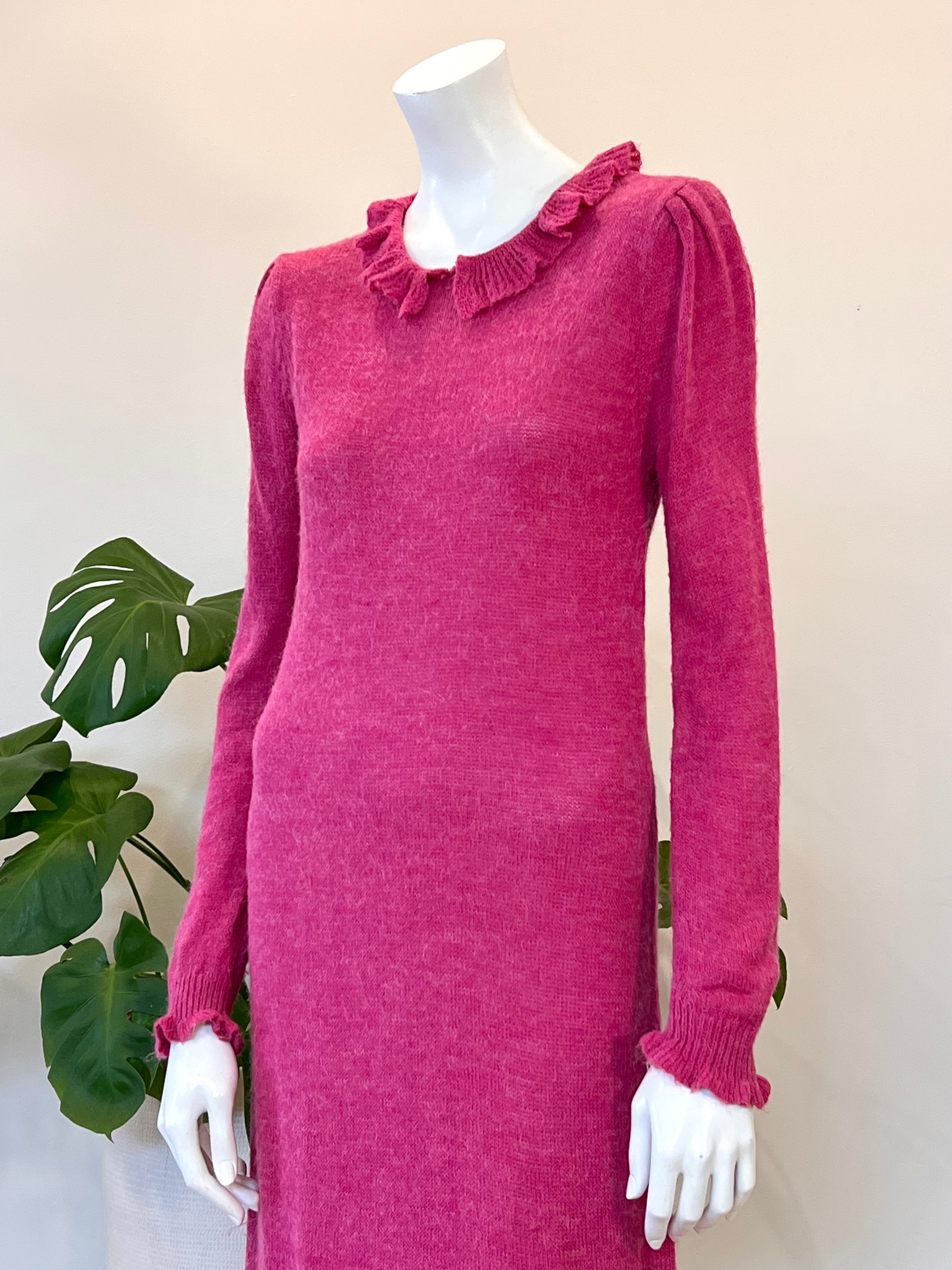 Blu Vape Pen Price vintage magenta pink sweater dress w/ ruffled collar & cuffs 80s hong Blu Vape Pen Price vintage magenta pink sweater dress w/ ruffled collar & cuffs 80s hong