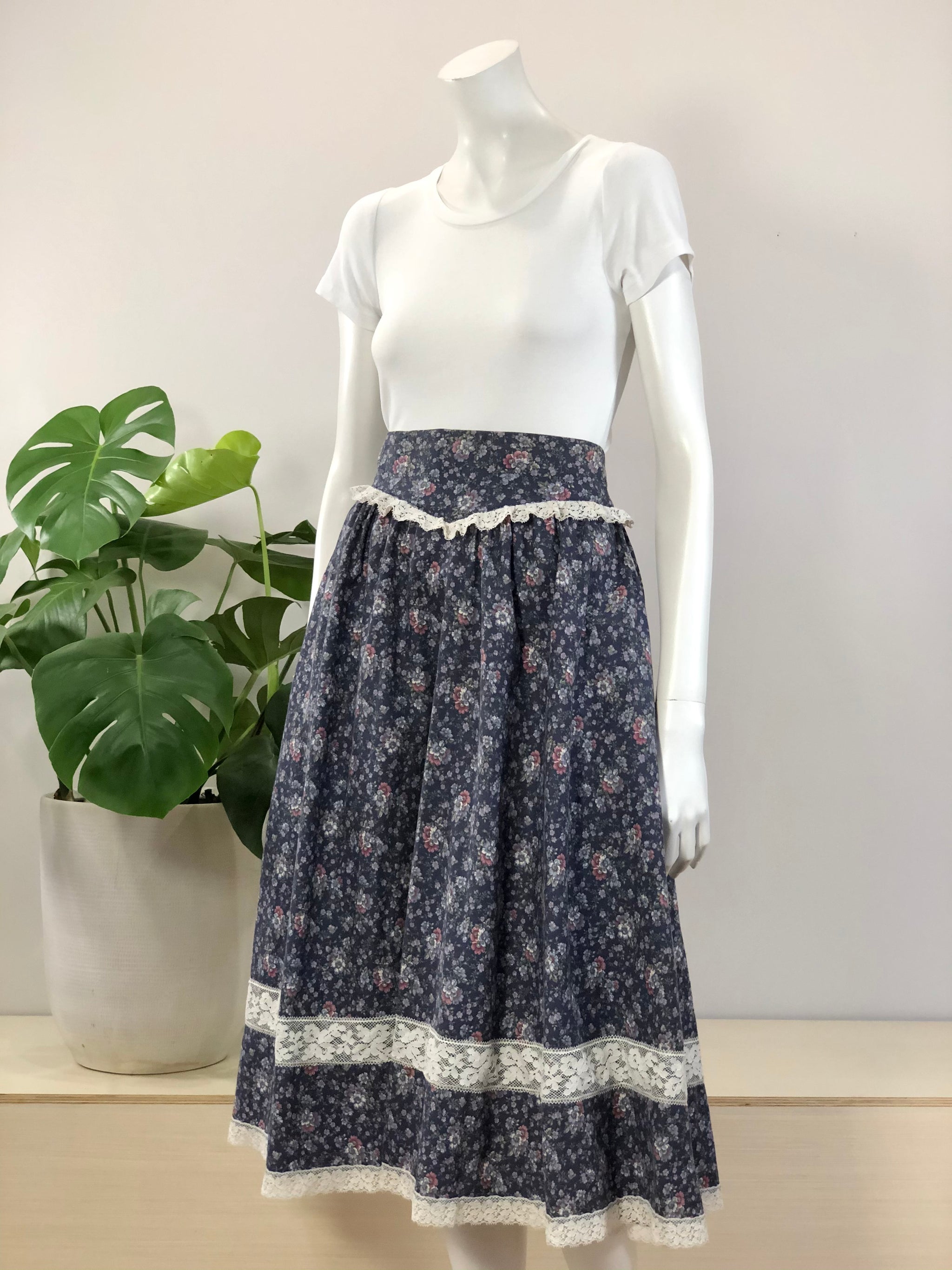 70s vintage gunne sax デニム×キルト スカート　Q267 image_d41cc2be-6c3f-451f-bbae-