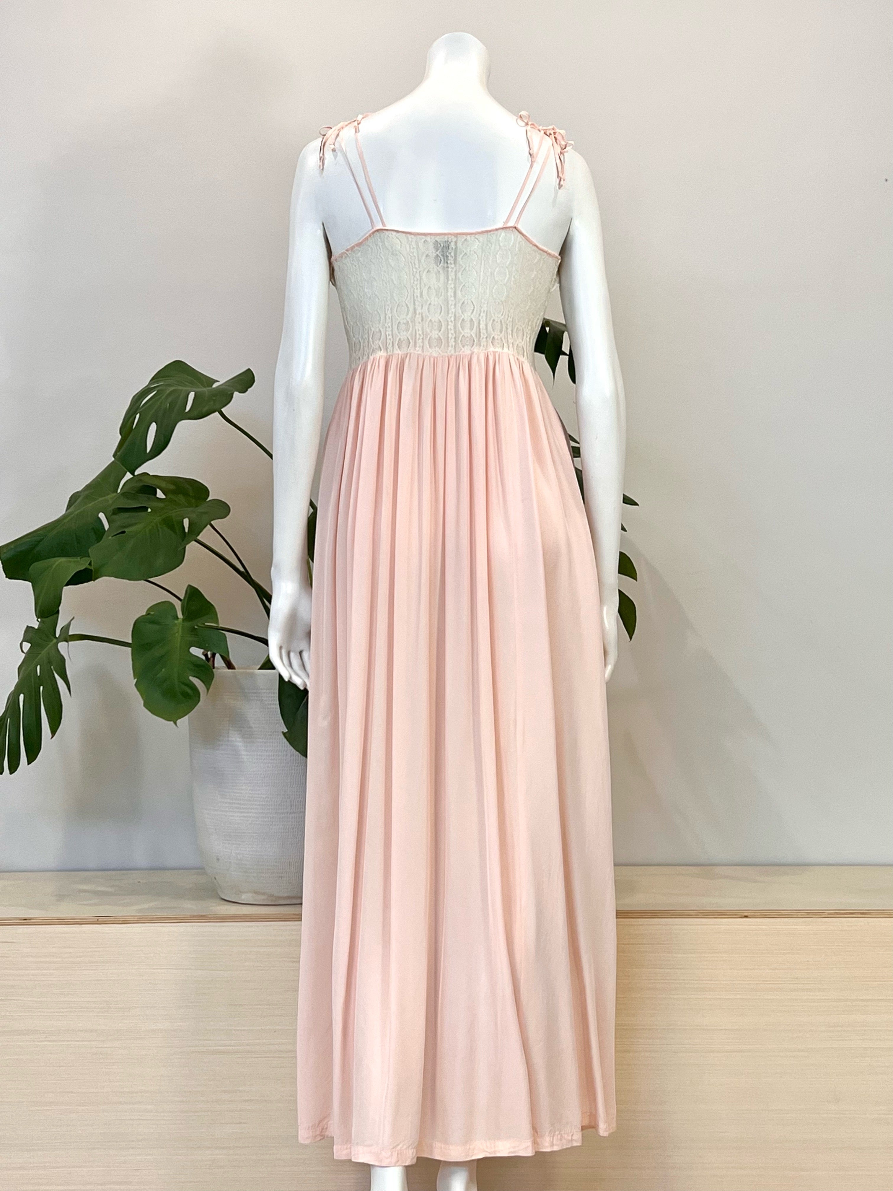 vintage ruffled lace bodice & pink rayon nightgown 60s hong kong vintage vintage ruffled lace bodice & pink rayon nightgown 60s hong kong vintage