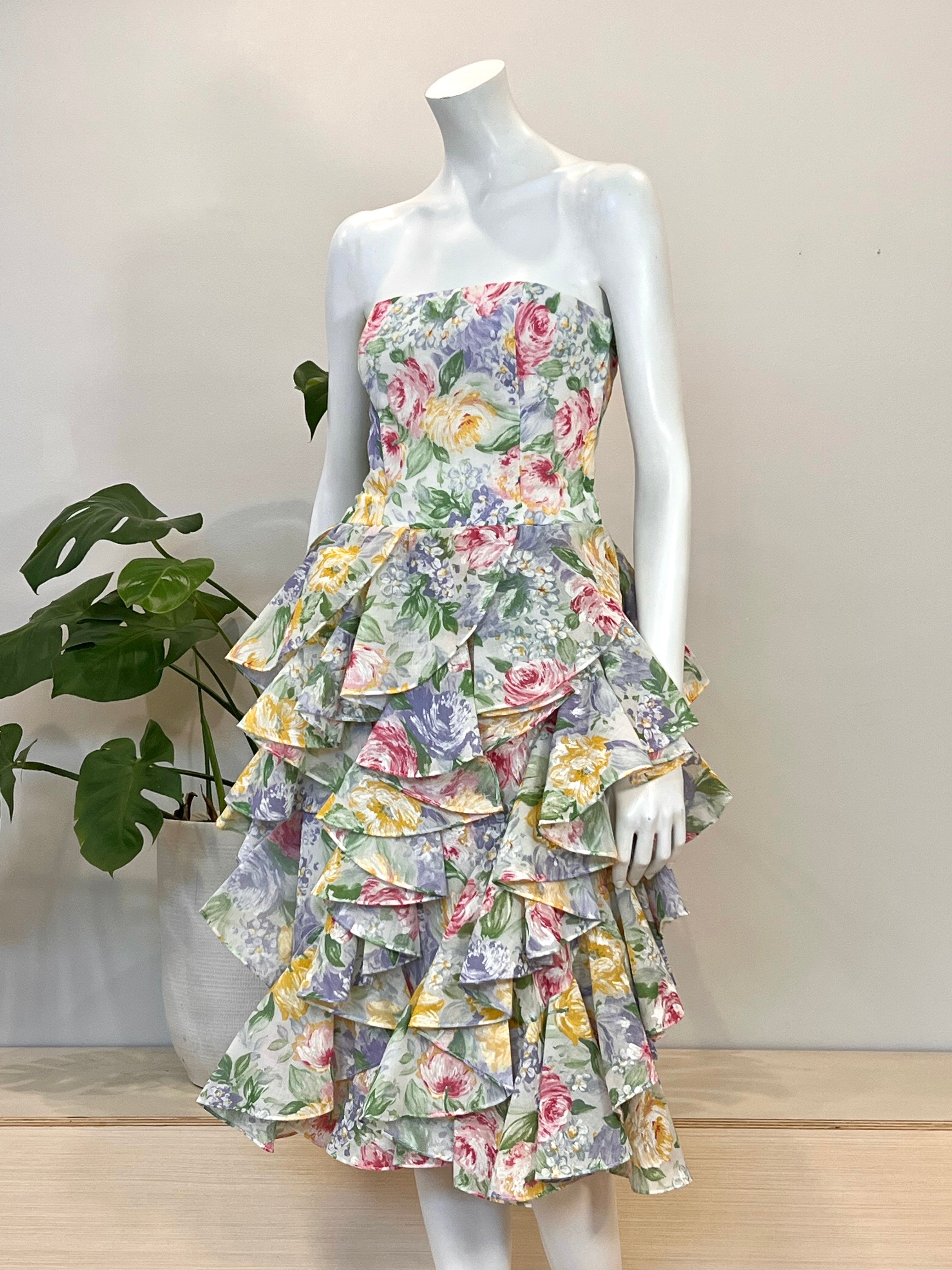 vintage Victor Costa watercolor floral strapless dress w/ ruffled skir – hong kong vintage vintage Victor Costa watercolor floral strapless dress w/ ruffled skir – hong kong vintage
