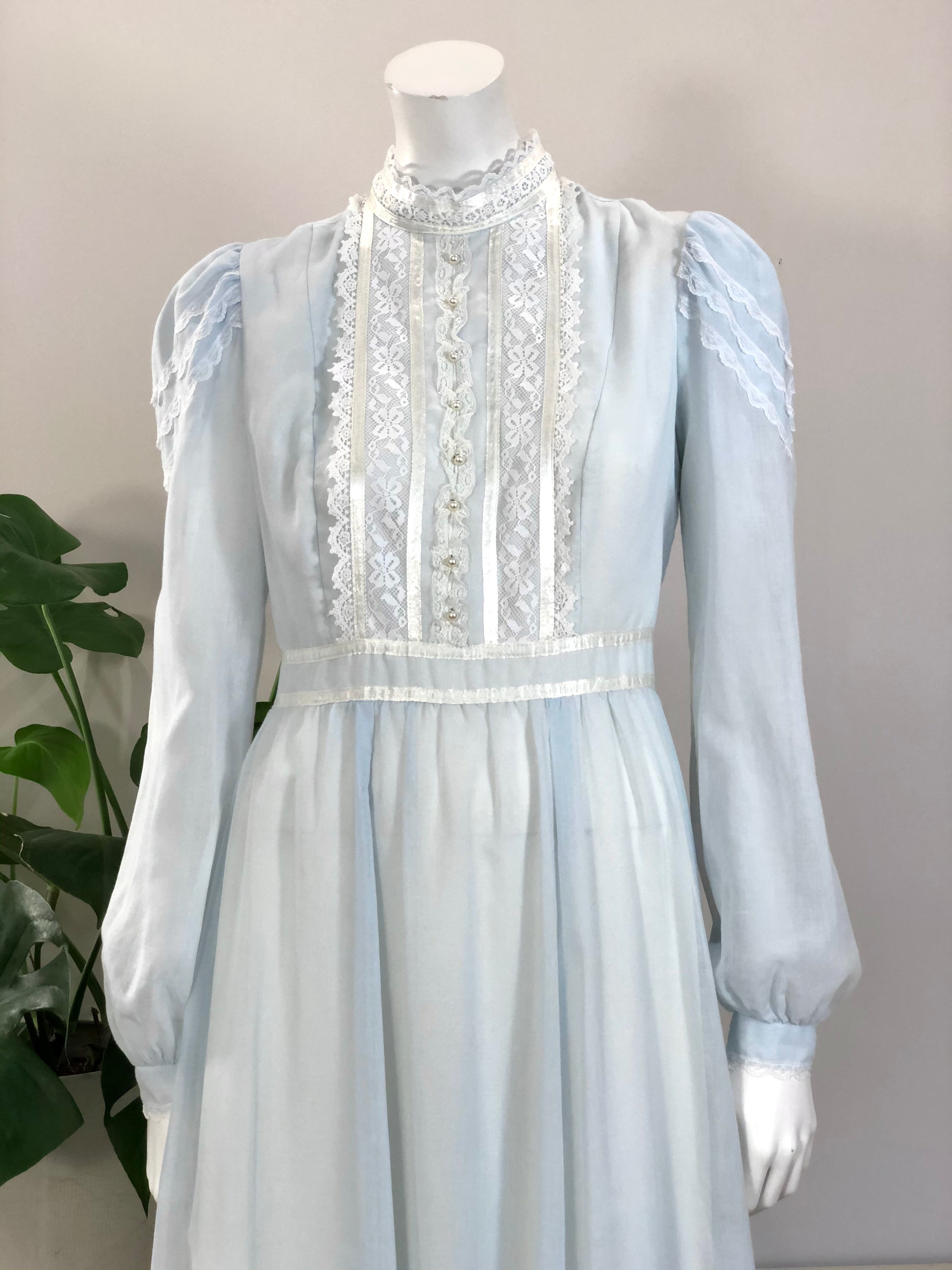 vintage pale blue dress Light Sleeveless Grecian-Style Maxi or Nightgown The Mustard Dandelion there will be a surprising look. Vintage 1950s Blue Voile Cocktail